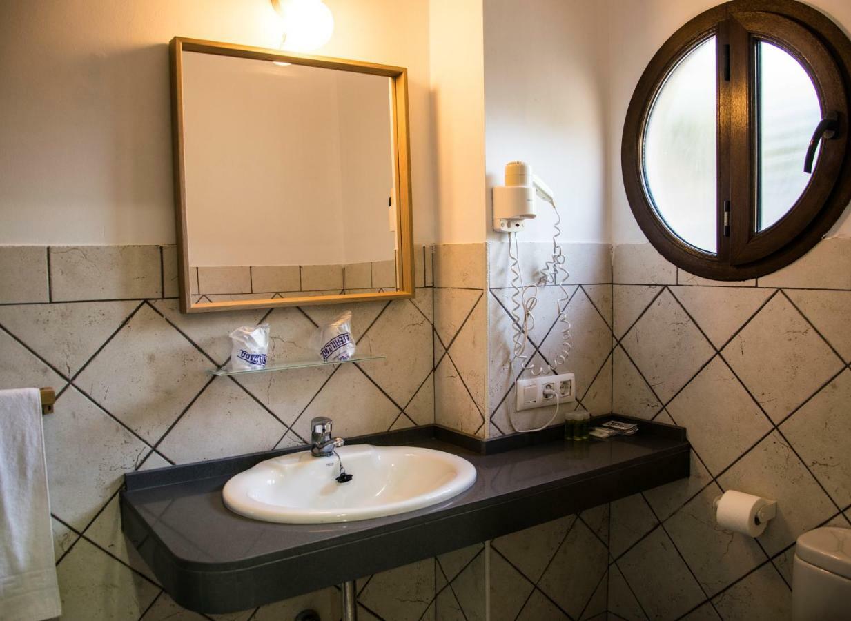 Hotel Mariantonia Chiclana de la Frontera Εξωτερικό φωτογραφία