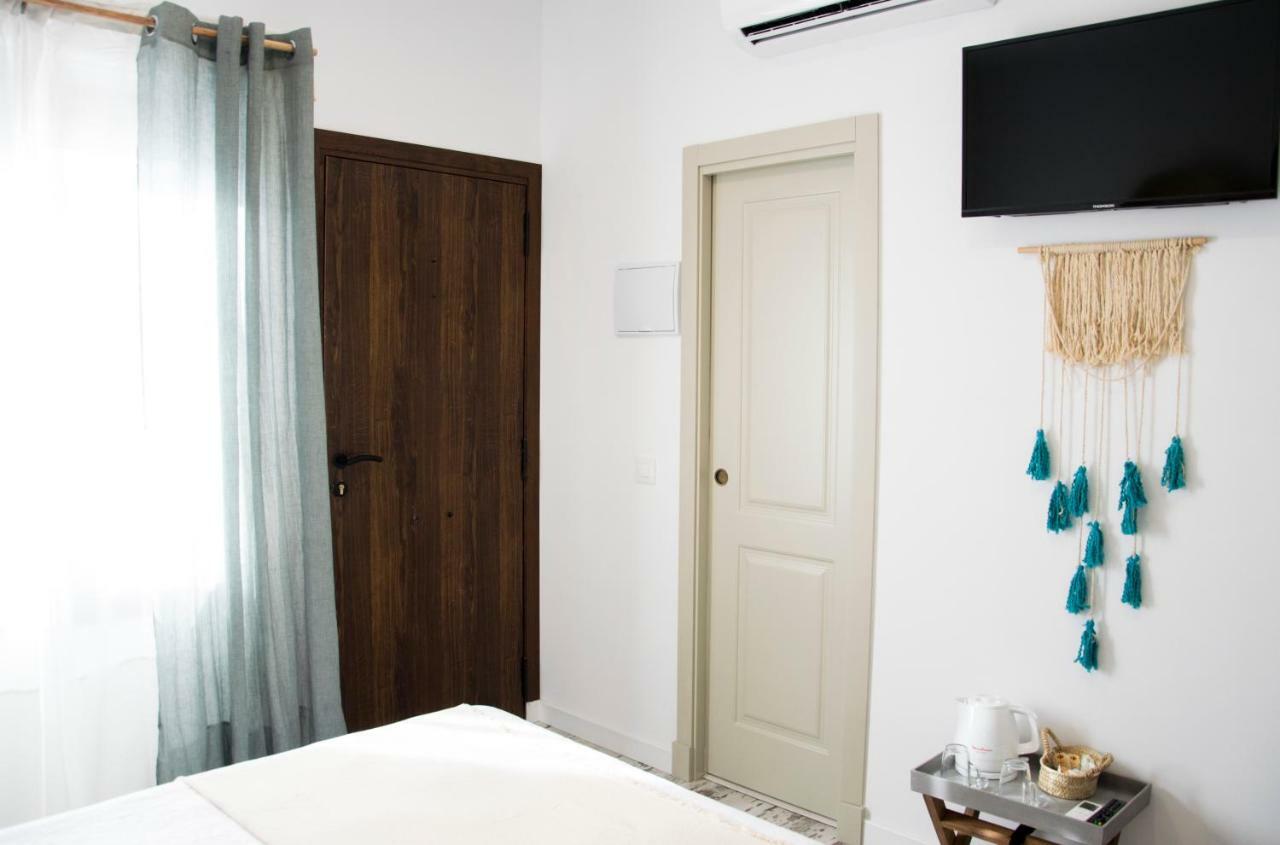 Hotel Mariantonia Chiclana de la Frontera Εξωτερικό φωτογραφία